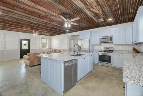 289 County Road 2250 Cleveland TX 77327
