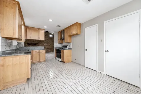 10523 Sagevale Lane Houston TX 77089