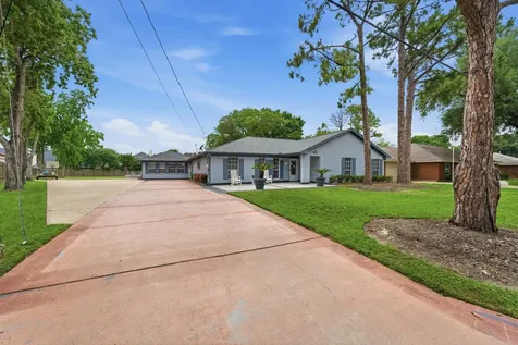 201 Amber Lane League City TX 77573