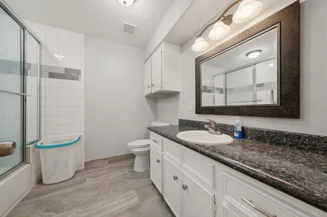 201 Amber Lane League City TX 77573