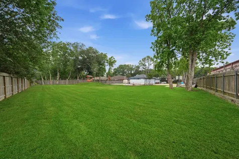 201 Amber Lane League City TX 77573