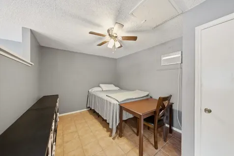 201 Amber Lane League City TX 77573