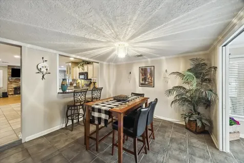 1423 Richelieu Lane Houston TX 77018