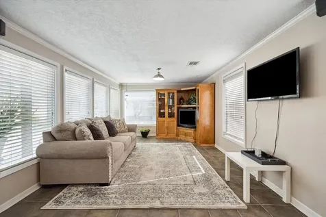 1423 Richelieu Lane Houston TX 77018