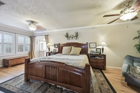 1423 Richelieu Lane Houston TX 77018