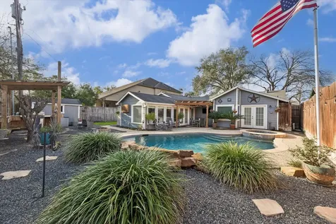 1423 Richelieu Lane Houston TX 77018