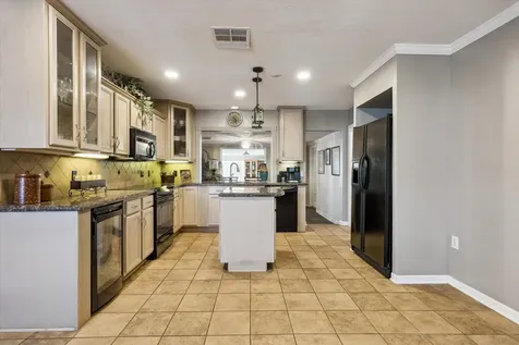 1423 Richelieu Lane Houston TX 77018
