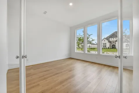 1673 Birch Lake Bend Friendswood TX 77546
