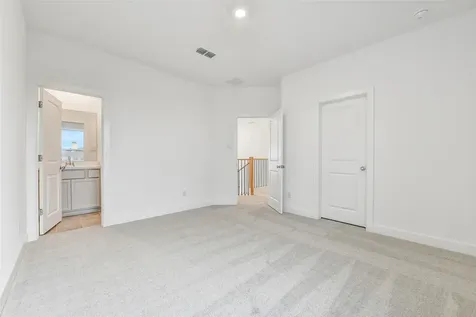 1673 Birch Lake Bend Friendswood TX 77546