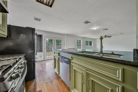 3915 Sailfish Lane La Porte TX 77571