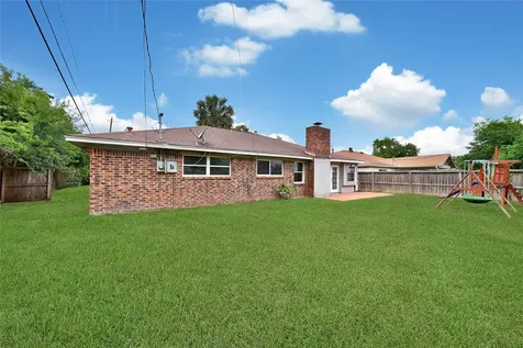 3915 Sailfish Lane La Porte TX 77571