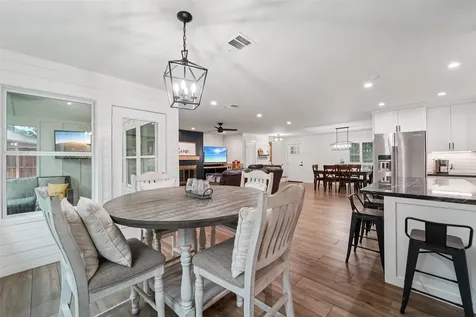 6 Rockingham Place Conroe TX 77304