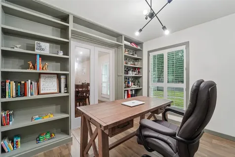 6 Rockingham Place Conroe TX 77304