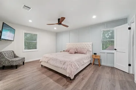 6 Rockingham Place Conroe TX 77304