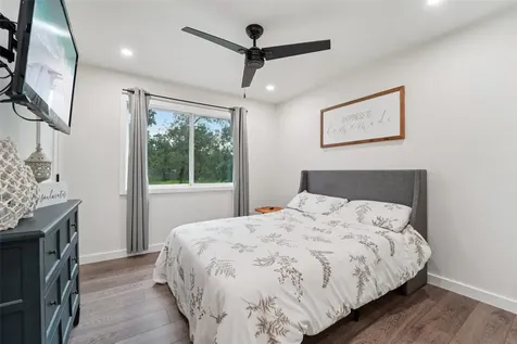 6 Rockingham Place Conroe TX 77304