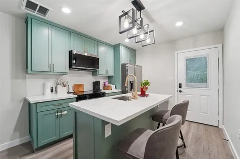 6 Rockingham Place Conroe TX 77304