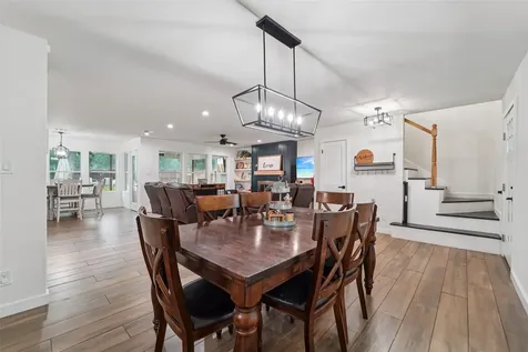 6 Rockingham Place Conroe TX 77304