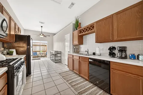 5814 N Magazine Circle Houston TX 77084