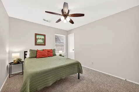 5814 N Magazine Circle Houston TX 77084