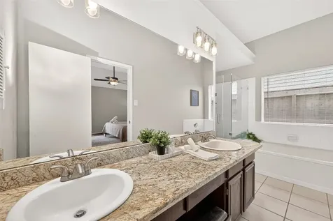 5814 N Magazine Circle Houston TX 77084