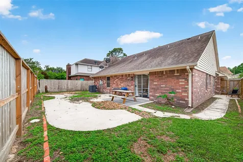 5814 N Magazine Circle Houston TX 77084