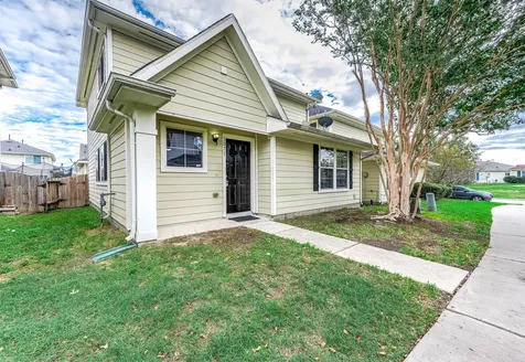 1071 Verde Trails Drive Houston TX 77073
