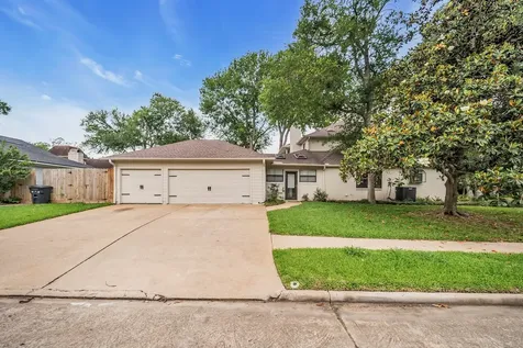 1910 Wildwood Lane Richmond TX 77406