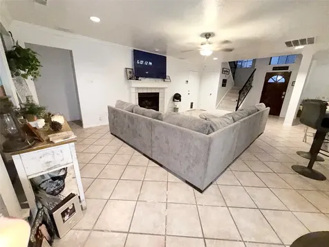 2938 Norwich Street Pearland TX 77584
