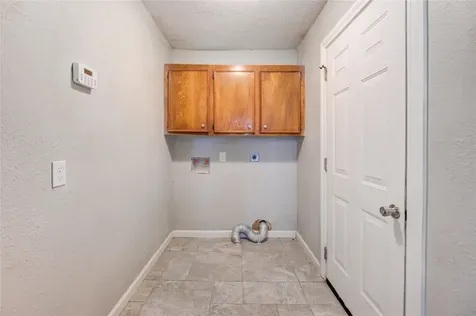7306 Cottonwood Drive Baytown TX 77521