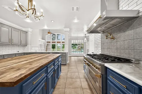 4219 Fisher Lake Drive Richmond TX 77406