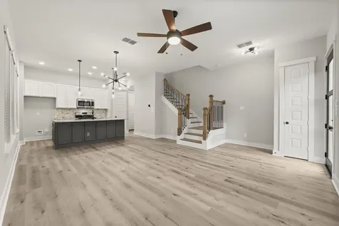 963 Ford Pines Lane Houston TX 77091