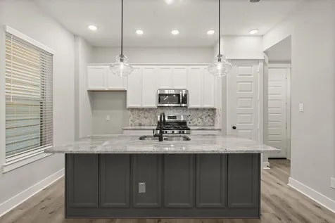 963 Ford Pines Lane Houston TX 77091