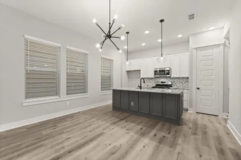 963 Ford Pines Lane Houston TX 77091