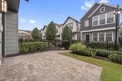 963 Ford Pines Lane Houston TX 77091