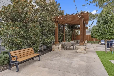 963 Ford Pines Lane Houston TX 77091