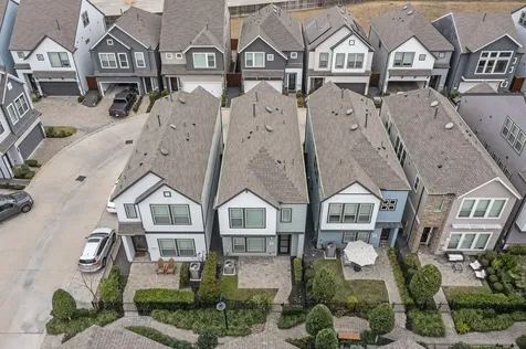 963 Ford Pines Lane Houston TX 77091