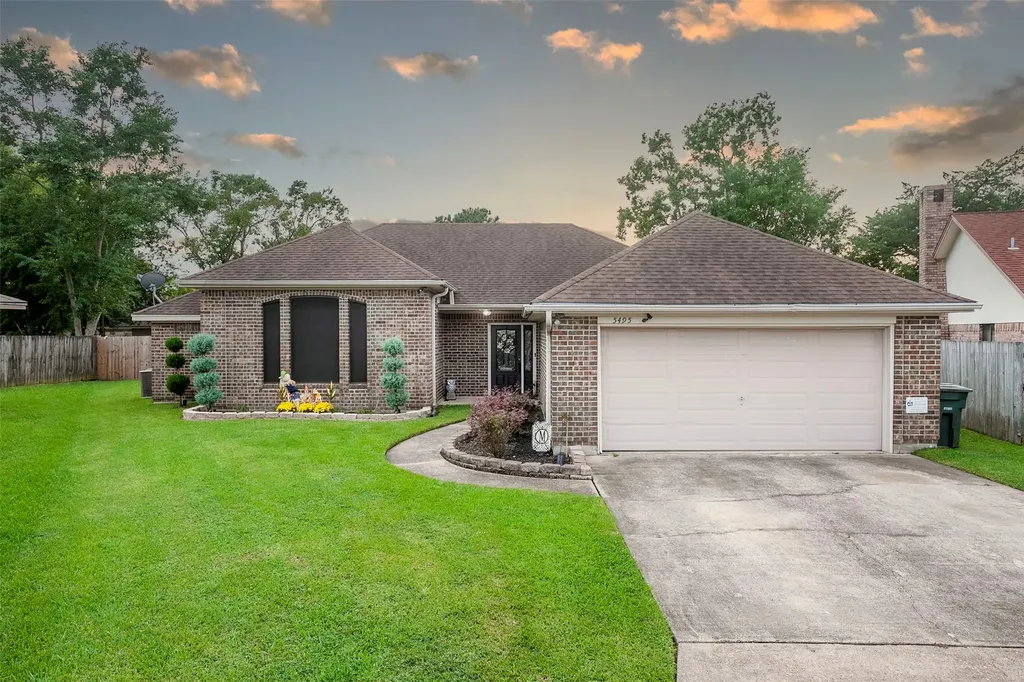 5495 Greenbriar Lane Beaumont TX 77706