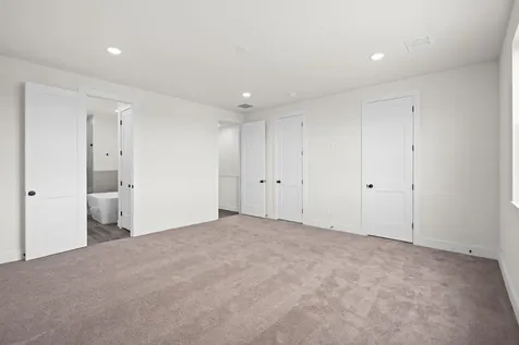 3905 Pinemont Drive F Houston TX 77018