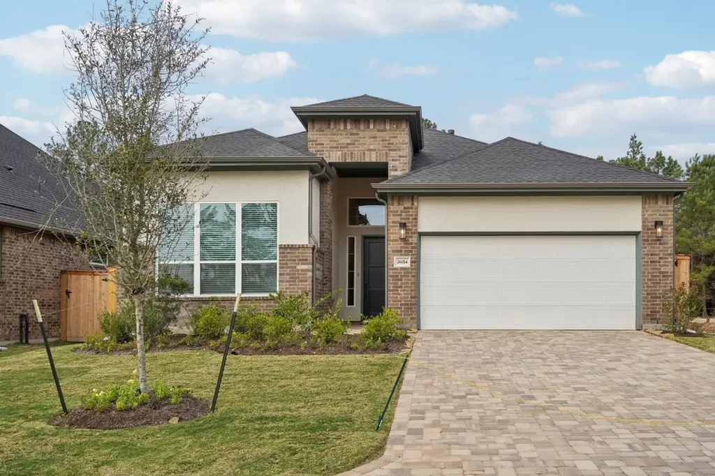 26014 S Outrider Banks Montgomery TX 77316