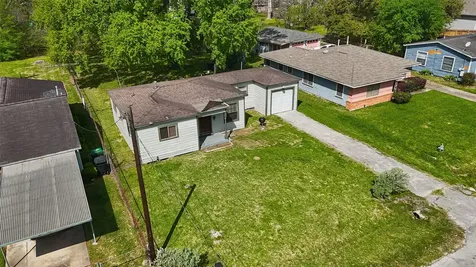 4109 Woolworth Street Houston TX 77026