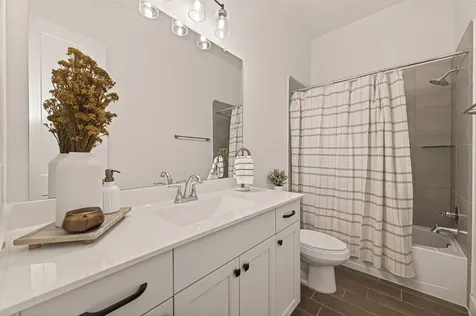 5019 Country Meadows Trail Rosharon TX 77583