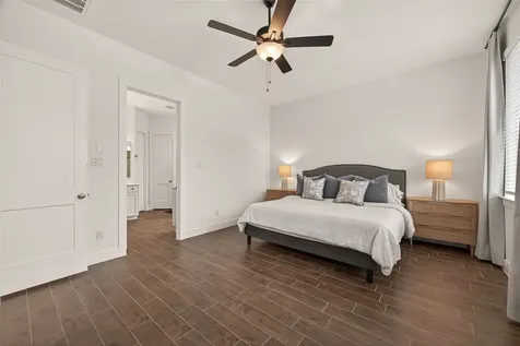 5019 Country Meadows Trail Rosharon TX 77583