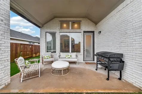 5019 Country Meadows Trail Rosharon TX 77583