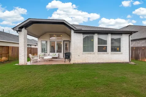 5019 Country Meadows Trail Rosharon TX 77583