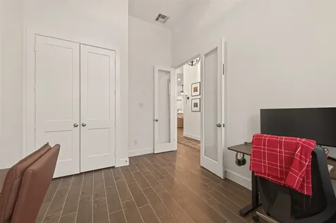 5019 Country Meadows Trail Rosharon TX 77583