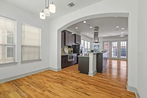 5525 Petty Street B Houston TX 77007