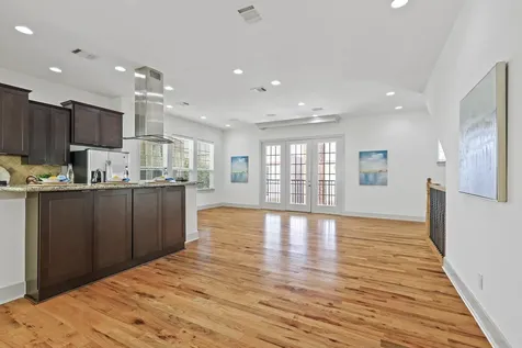 5525 Petty Street B Houston TX 77007