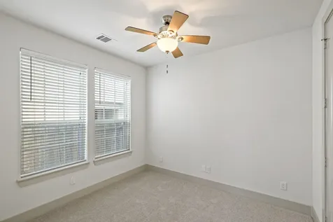 5525 Petty Street B Houston TX 77007