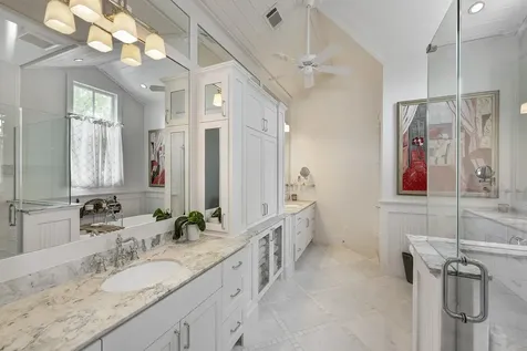 3922 Cotswold Street Houston TX 77009