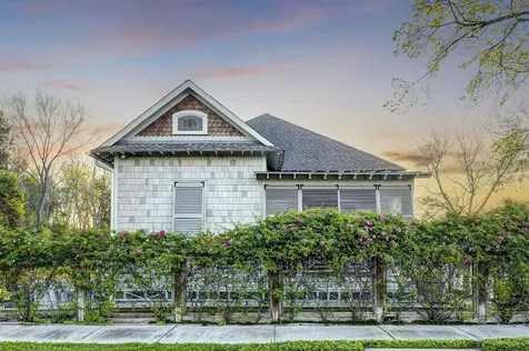3922 Cotswold Street Houston TX 77009